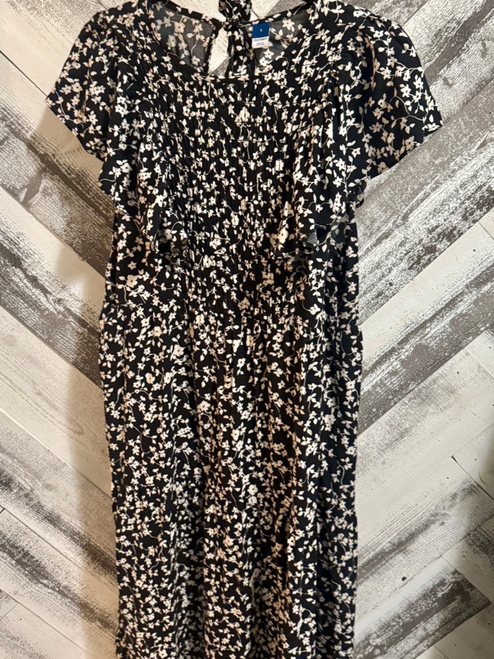 Old Navy Black and White Floral Smocked Midi Dress